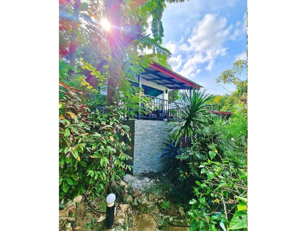 Bungalow with Sea View