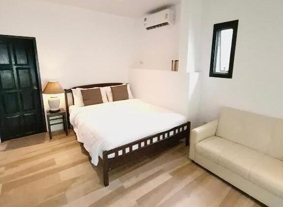 Bungalow with Sea View