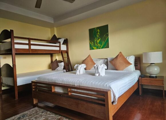 Triple Room with Sea View